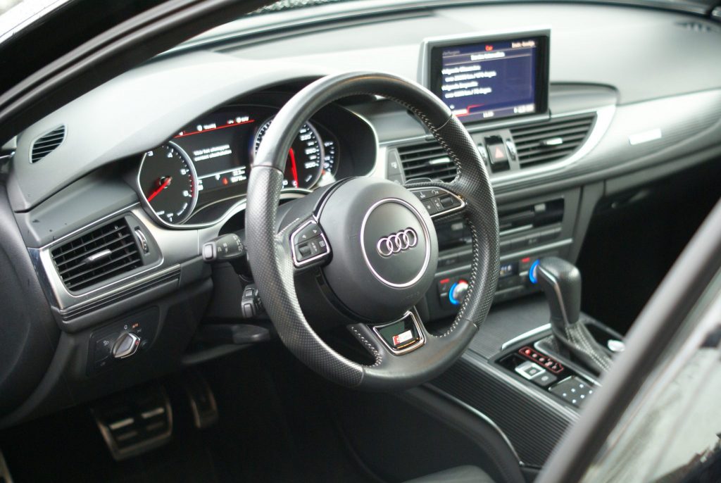Audi A6 Avant Competition